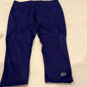 Road Runner Running 26” Capri-Navy Blue